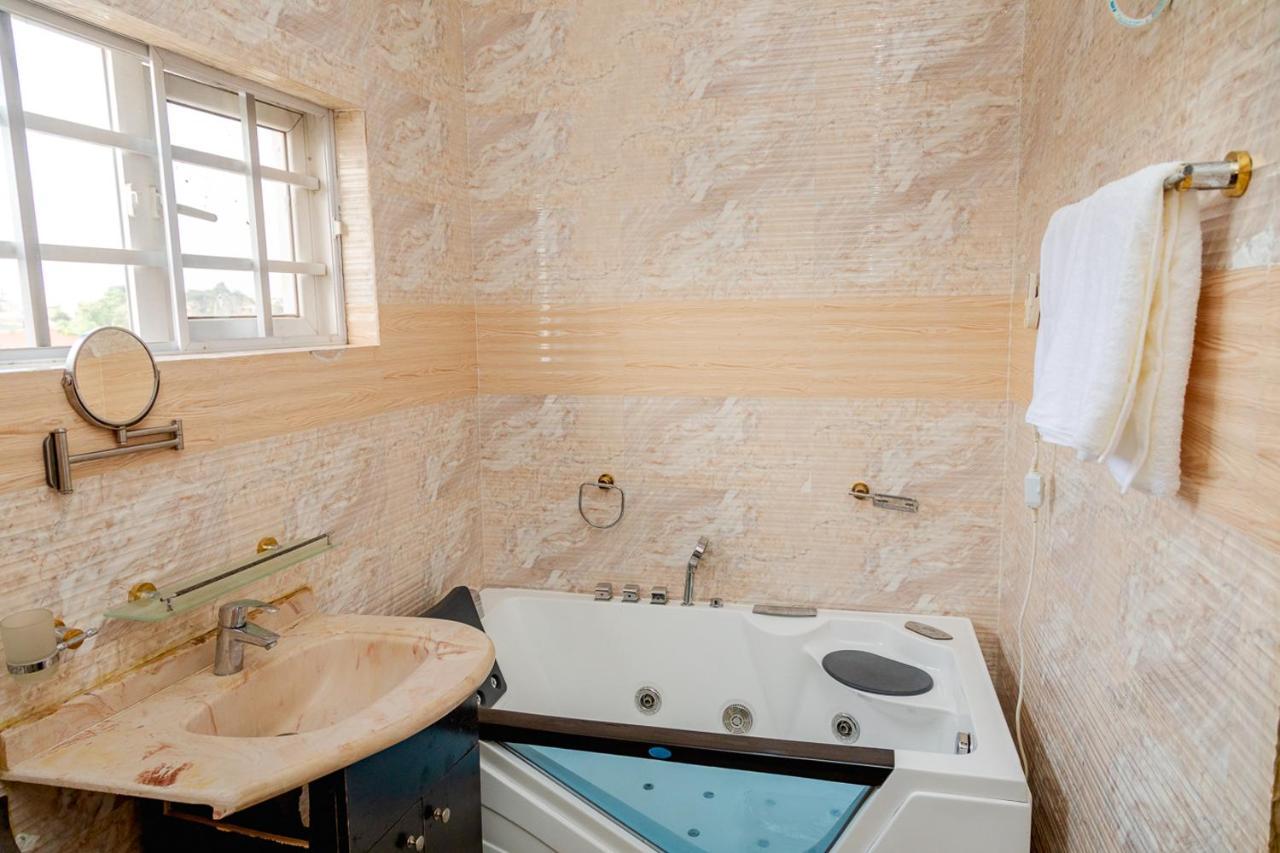 Akingston Residence 이바단 외부 사진